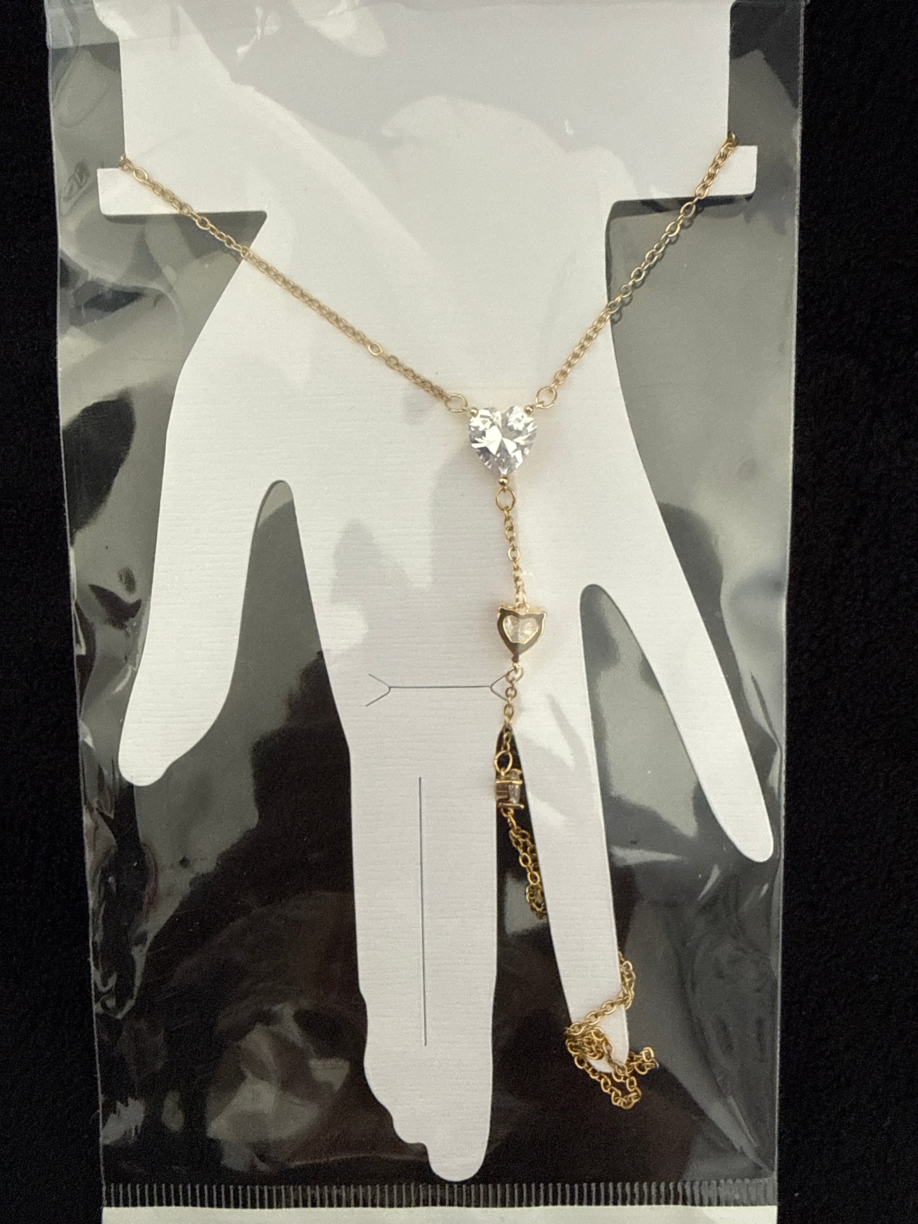 Baciamano Cuori Zirconi Bianchi | Bracciale con Anello Gold - Eleganza Pura