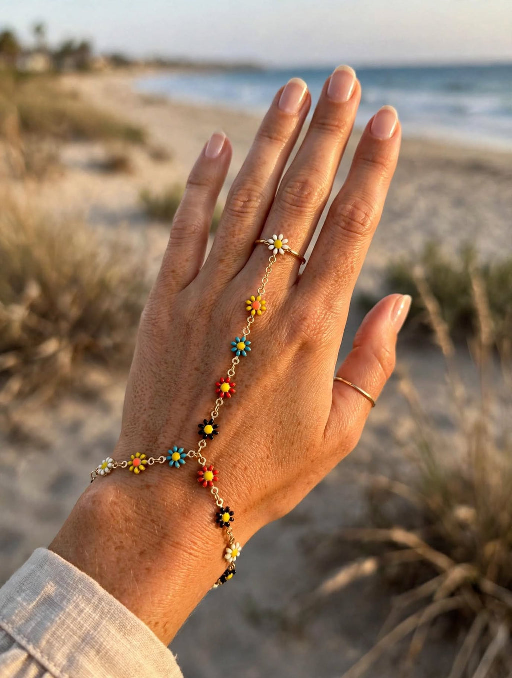 Bracciale Schiava con Anello - Fiorellini Colorati Boho | Daisy Hand Chain - Acciaio Gold