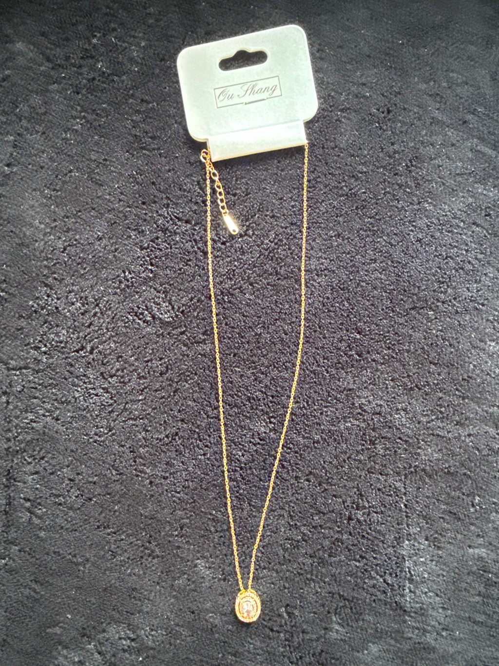Collana Oro con Ciondolo Ovale Cristallo - Minimal Elegante | Aura Necklace
