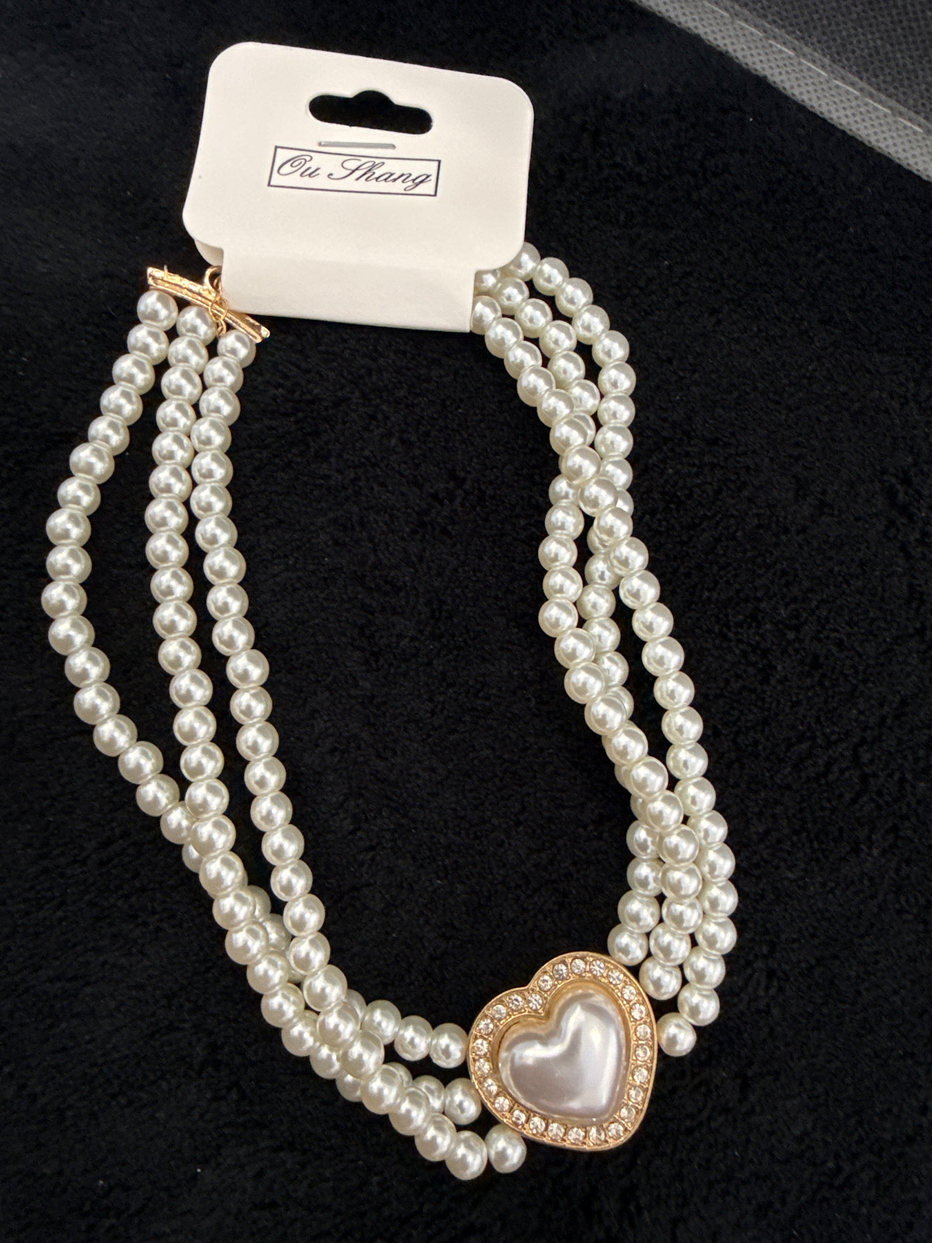 Collana Perle Amour - Choker Triplo Filo con Cuore Gioiello